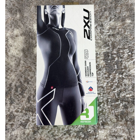2XU Refresh Women Sz XS Swim Recovery Compression Top Black Long Sleev Activewea - Picture 1 of 5